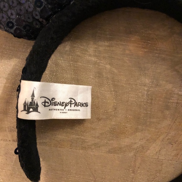 SOLD via OfferUP 💎Minnie Mouse Jewel Ears💎 - Picture 4 of 5